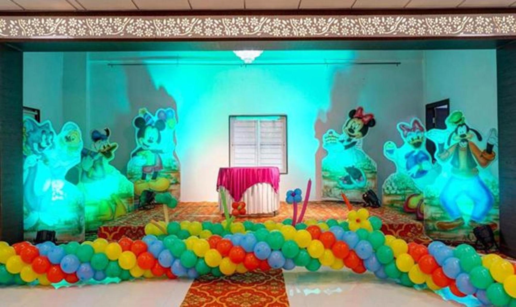 Omkar Executive Hotel Yerandwane Bagian luar foto